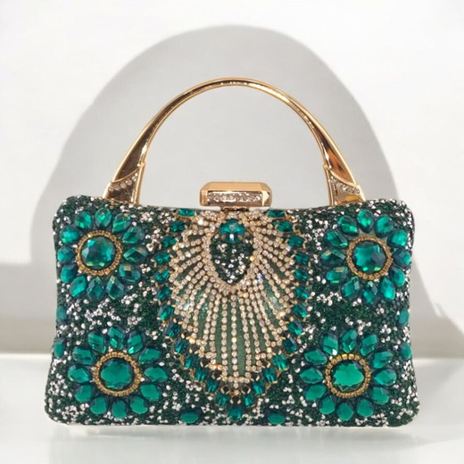 Bolso de mano con pedrería verde y detalles dorados