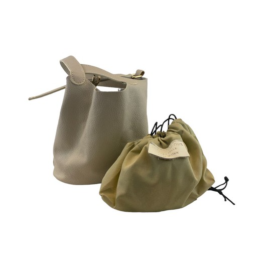 Bolso de piel autentica color beige con toques dorados