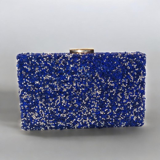 Clutch rectangular en azul con cristales plateados