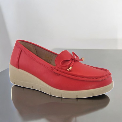 Mocasines rojos de plataforma baja