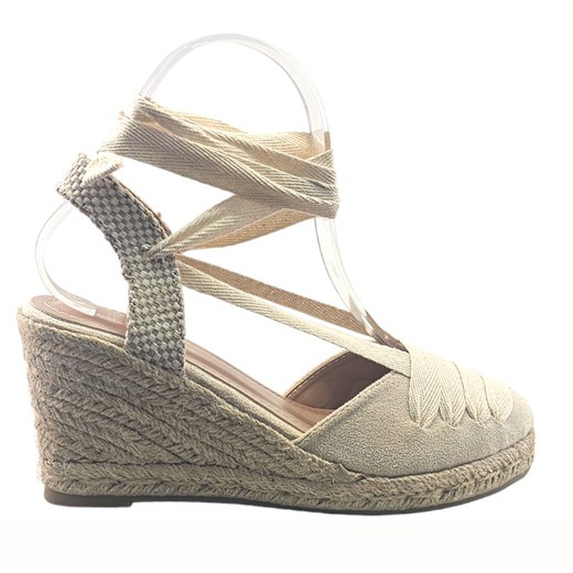 Sandalias de cuña en yute en color beige