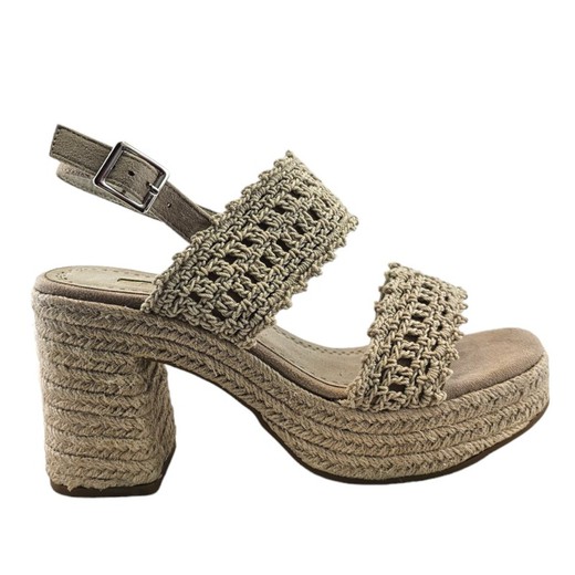 Sandalias de tacón alto beige con trenzado y ganchillo marca Corina