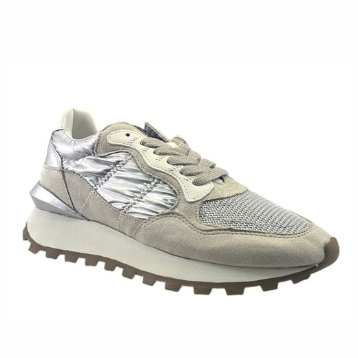 Zapatillas deportivas color plateado dentadas estilo running Marca Corina