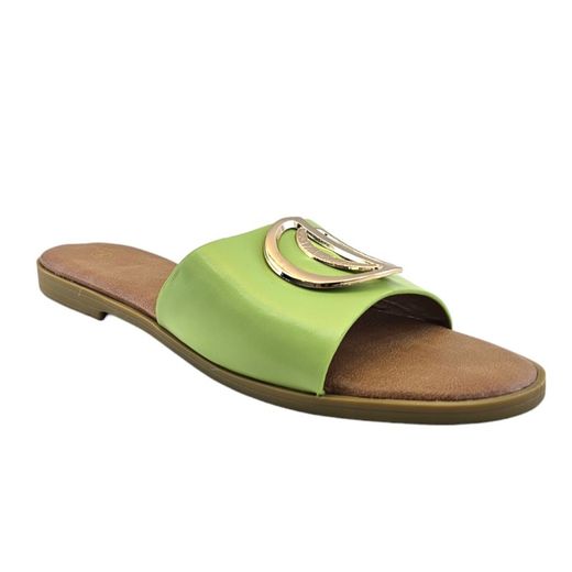 Sandalia plana para mujer color verde con letras decorativas marca Kaneki