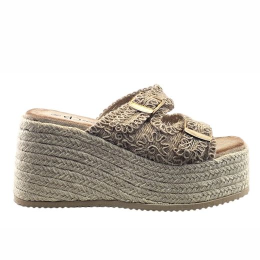 Sandalias color camel de cuña con cuerda trenzada de la marca Kaneki