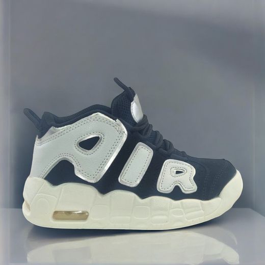 Tenis infantil negro y blanco estilo AIR