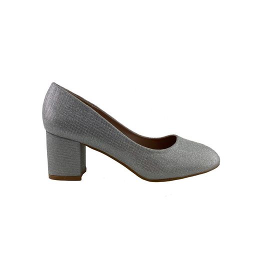 Zapato con tacón de 6 cm tipo salón, confeccionado con piel brillante de color plata y suela de goma antideslizante Cynthia plata