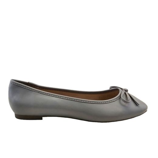 Zapato plano tipo bailarina color azul claro marca Corina
