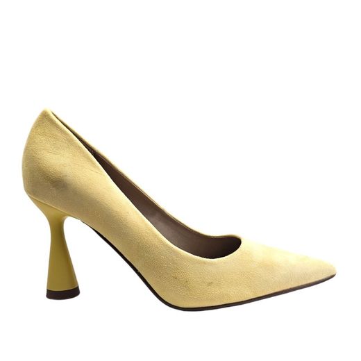 Zapatos de tacón alto tipo salón en amarillo con corte tejido y punta elegante marca Corina