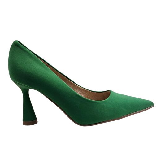 Zapatos de tacón alto tipo salón en verde con corte tejido y punta elegante marca Corina